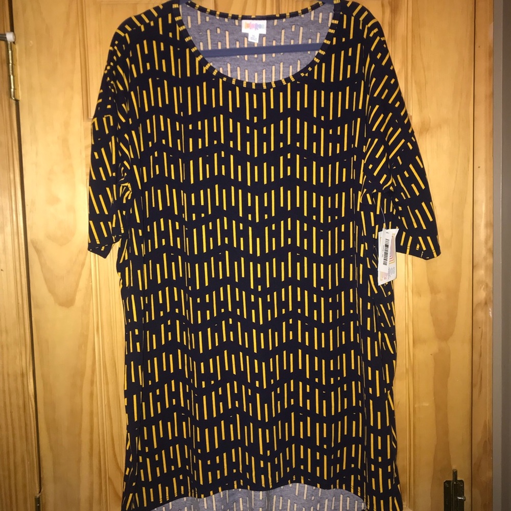 Lularoe Irma size xl